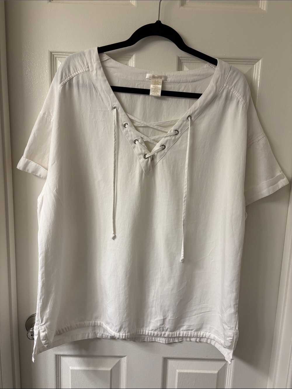 Matty M White Lace-Up V-Neck Short Sleeve Blouse